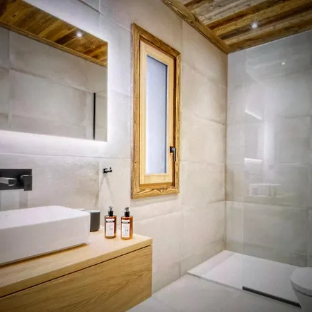 Feriehus Family Chalet W Hot Tub & Sauna *